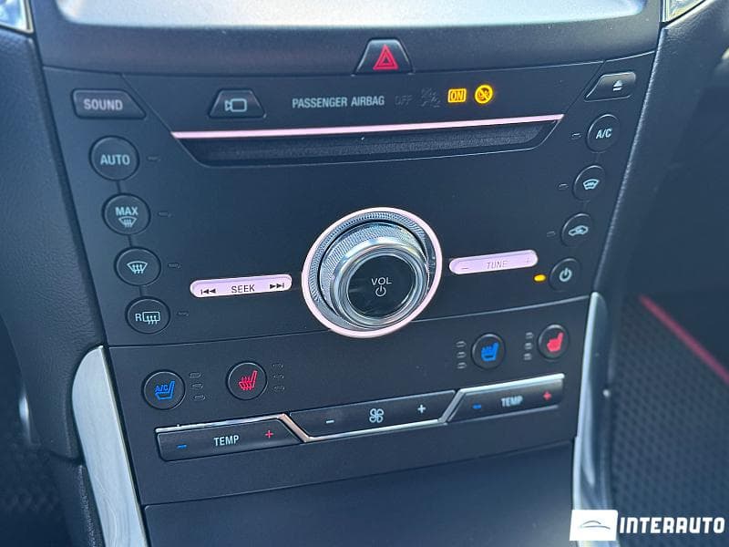 2019 Ford Edge — Miniatură 16