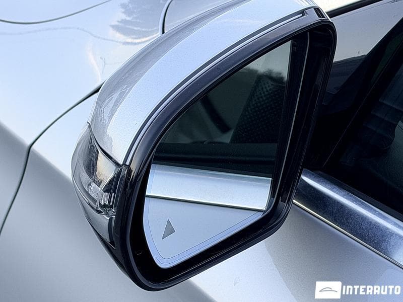 2016 Mercedes E 300 — Miniatură 22