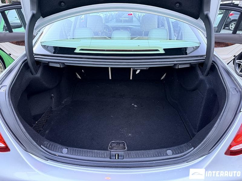 2016 Mercedes E 300 — Miniatură 18