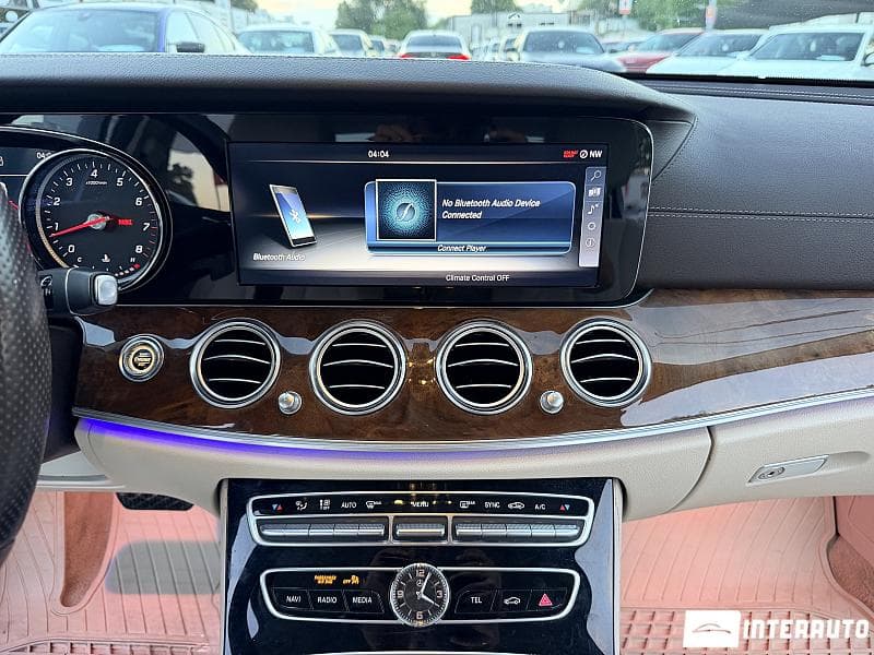 2016 Mercedes E 300 — Miniatură 10