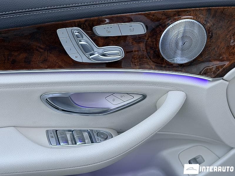 2016 Mercedes E 300 — Miniatură 13