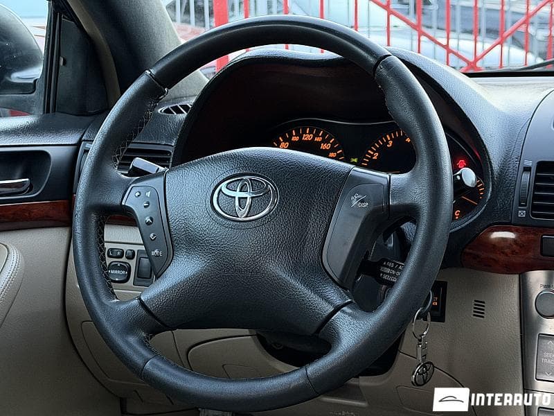2004 Toyota Avensis — Miniatură 8