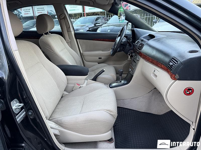 2004 Toyota Avensis — Miniatură 5