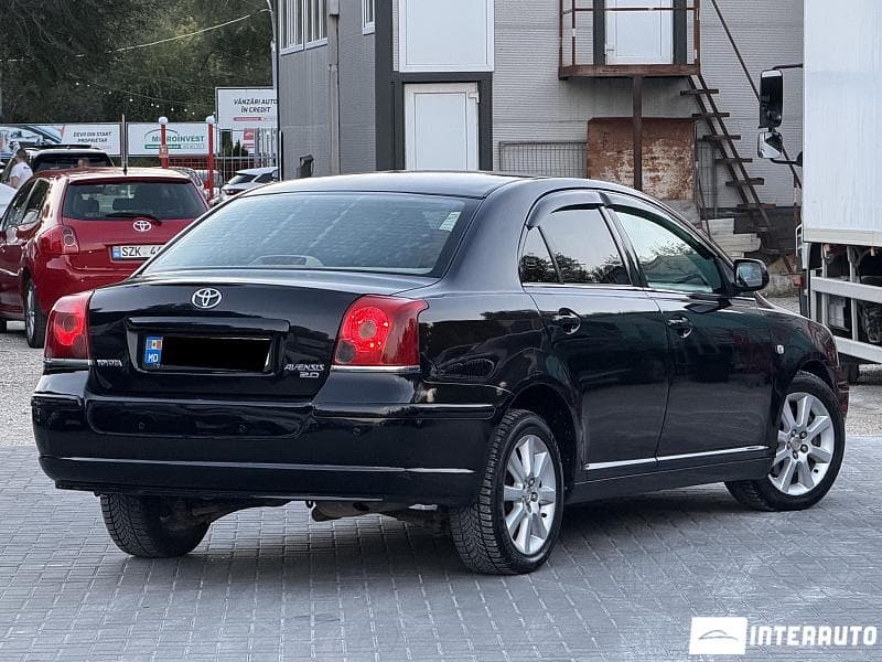 2004 Toyota Avensis — Miniatură 4