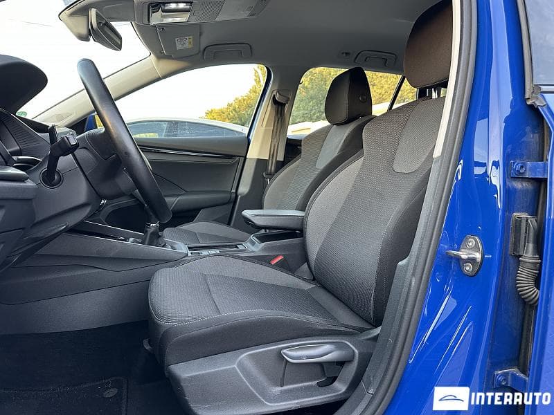2020 Skoda Octavia — Miniatură 5
