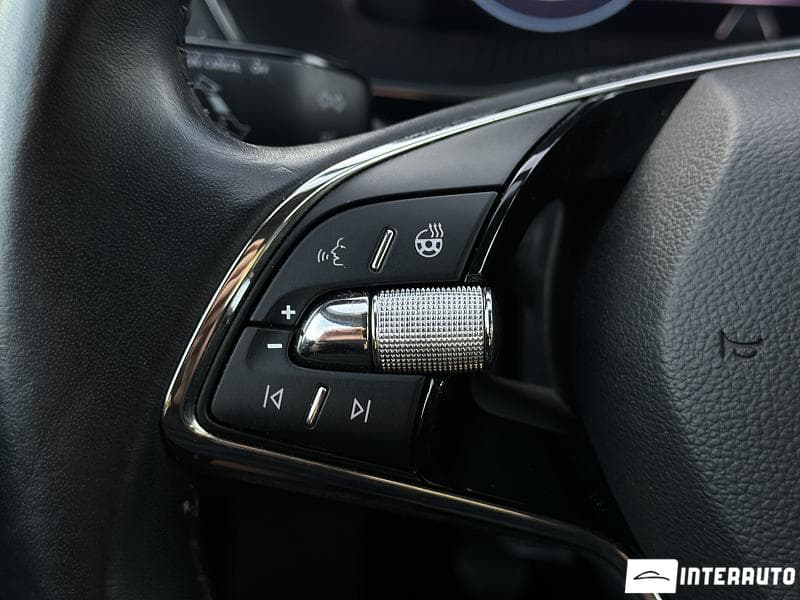2020 Skoda Octavia — Miniatură 11
