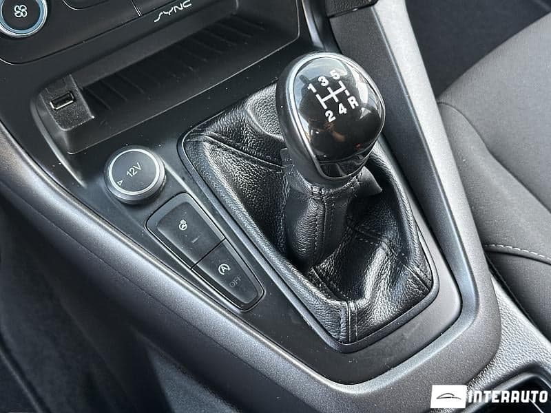 2017 Ford Focus — Miniatură 12
