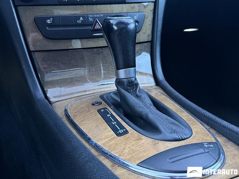 2008 Mercedes E 220 — Miniatură 12