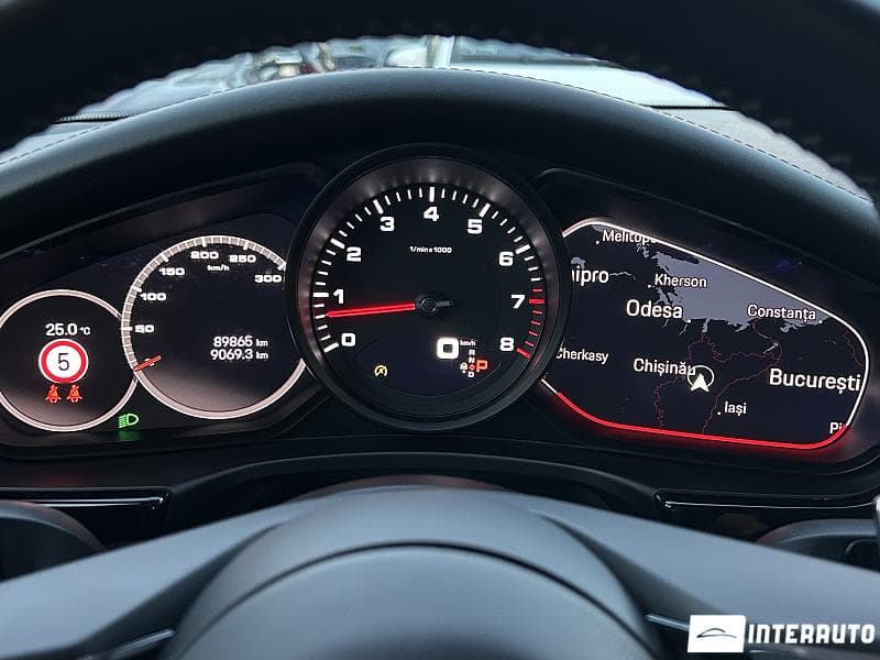 2022 Porsche Panamera 4 — Miniatură 12