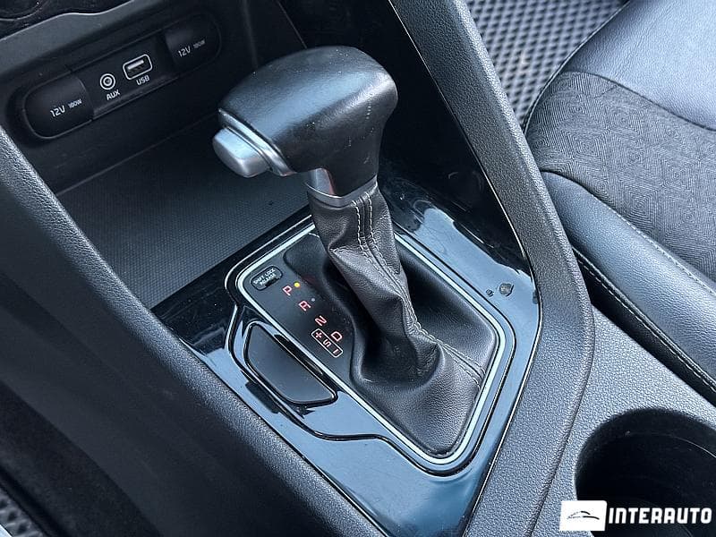 2017 Kia Niro — Miniatură 11
