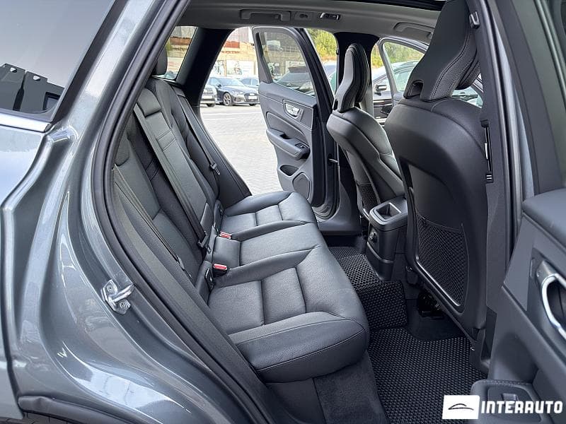 2021 Volvo XC 60 — Miniatură 17