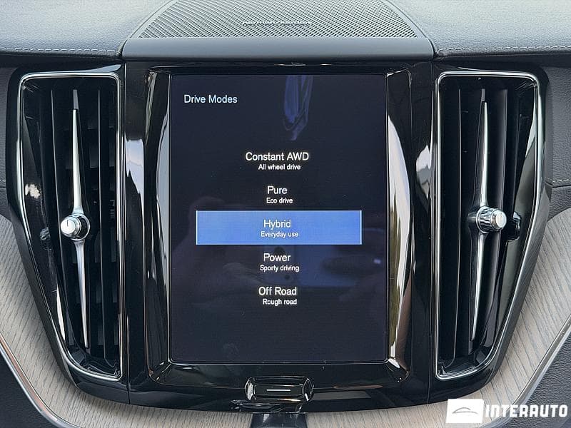 2021 Volvo XC 60 — Miniatură 9