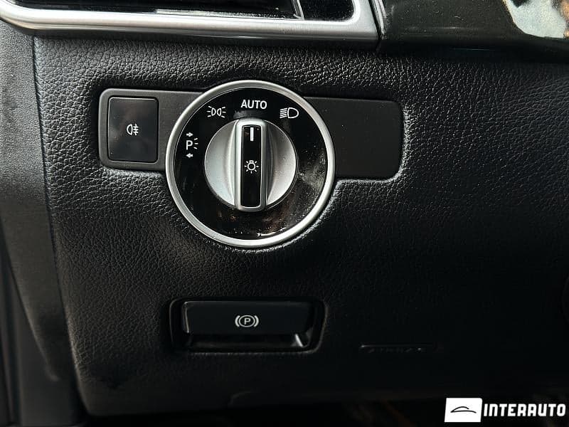 2017 Mercedes GLE 250 — Miniatură 10