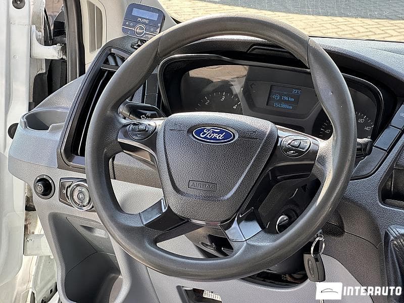 2015 Ford Transit — Miniatură 7