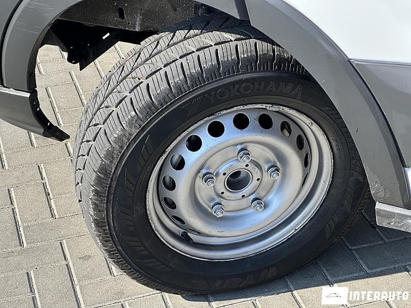 2015 Ford Transit — Miniatură 18