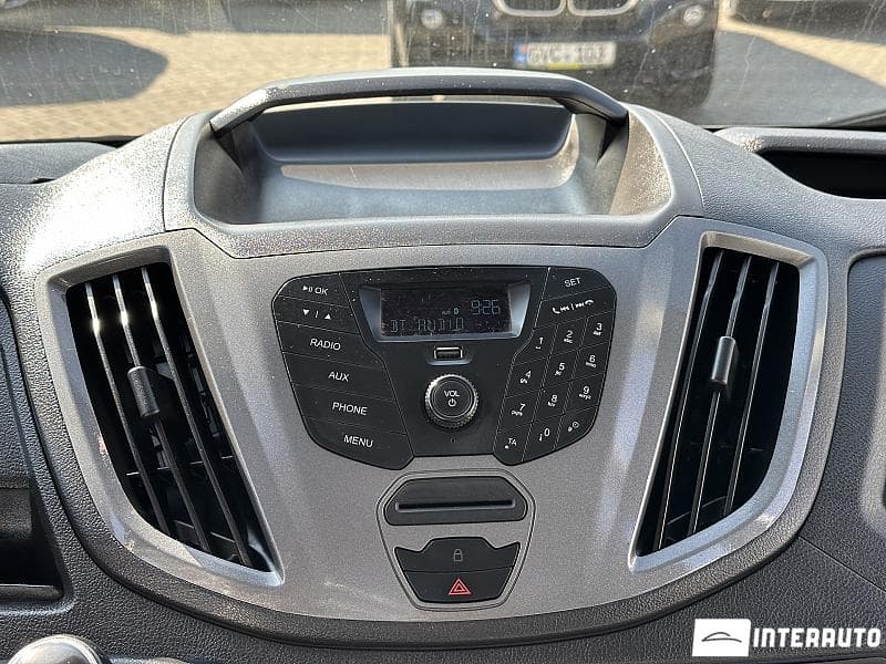 2015 Ford Transit — Miniatură 10