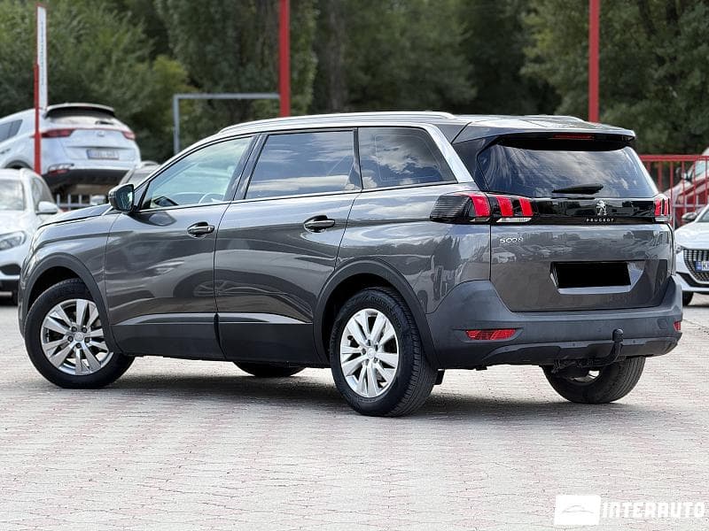 2018 Peugeot 5008 — Miniatură 3