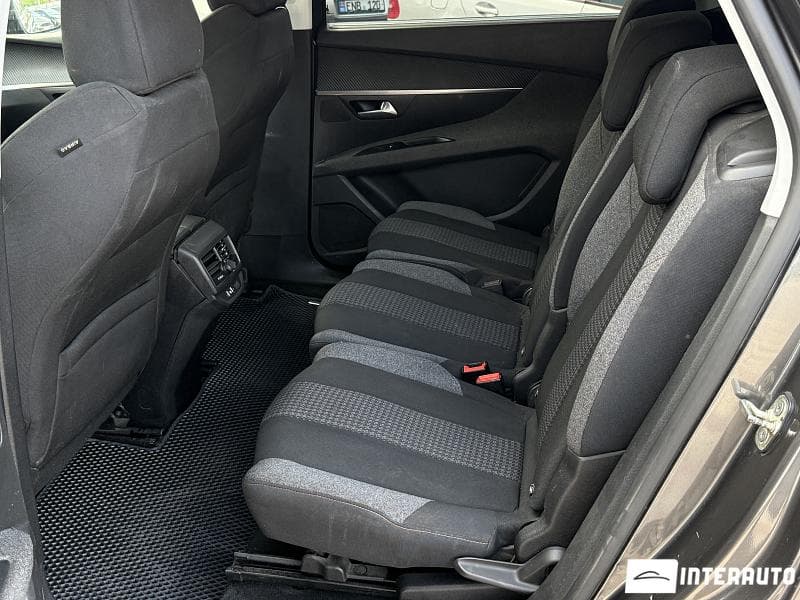 2018 Peugeot 5008 — Miniatură 15