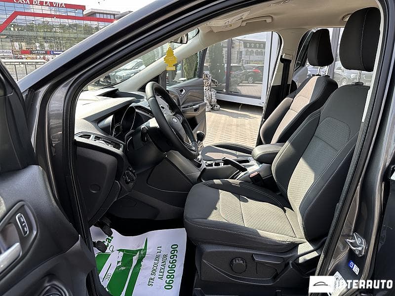 2017 Ford Kuga — Miniatură 5