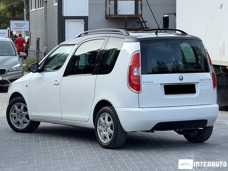 2014 Skoda Roomster — Miniatură 2