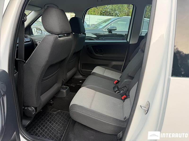 2014 Skoda Roomster — Miniatură 7