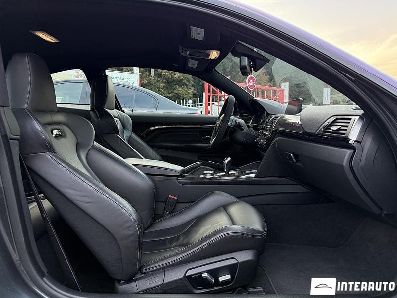 2017 BMW M4 — Miniatură 8