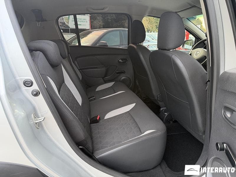 2013 Dacia Sandero — Miniatură 8