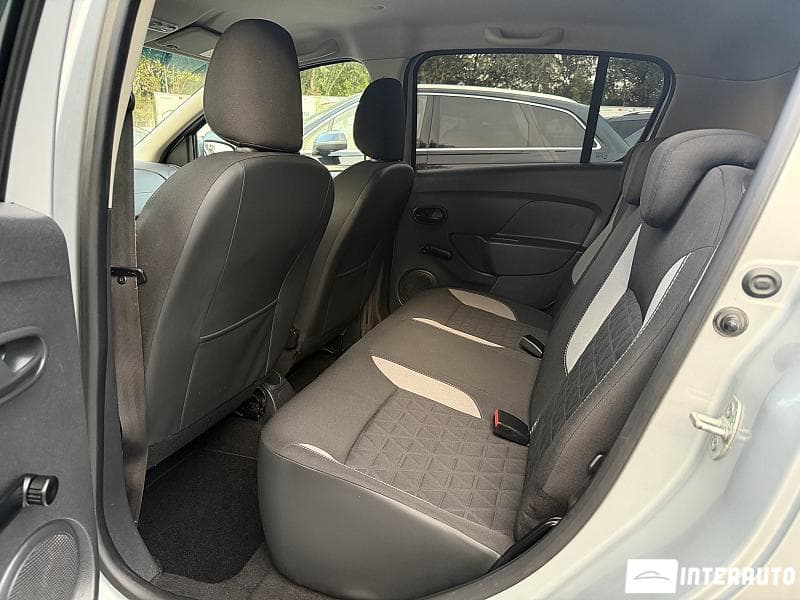 2013 Dacia Sandero — Miniatură 7