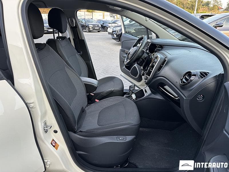 2017 Renault Captur — Miniatură 15