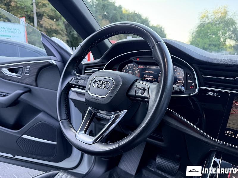 2018 Audi Q8 — Miniatură 11