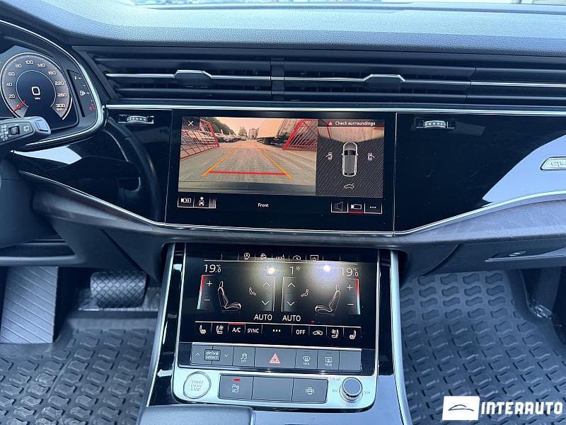 2018 Audi Q8 — Miniatură 13