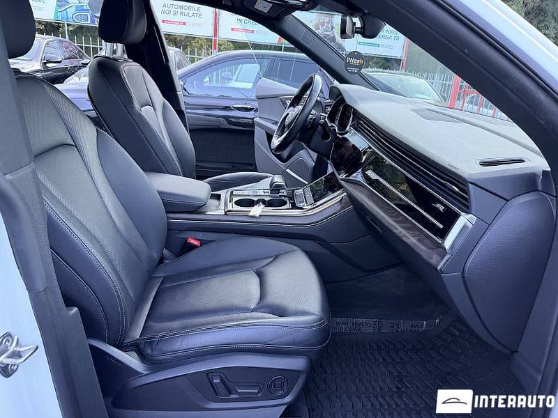 2018 Audi Q8 — Miniatură 7