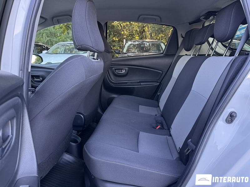 2018 Toyota Yaris — Miniatură 9