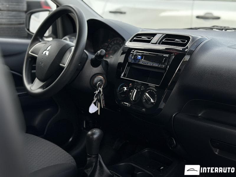2019 Mitsubishi Space Star — Miniatură 14