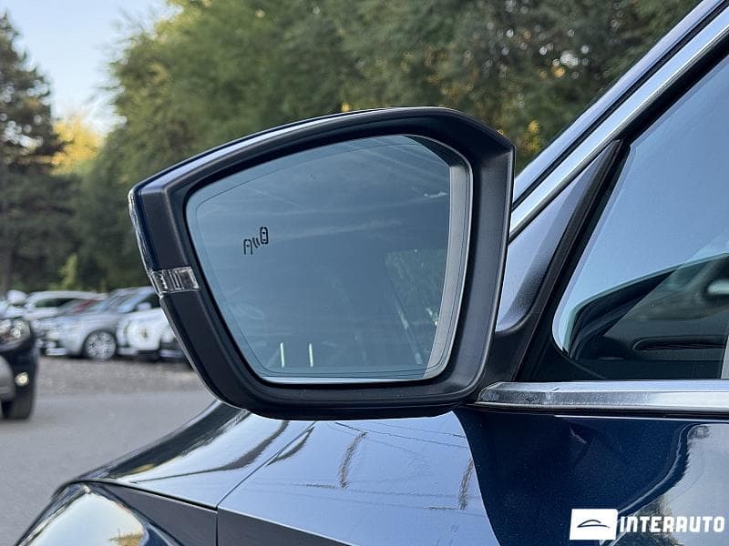 2019 Skoda Superb — Miniatură 5