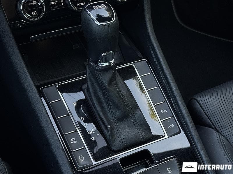 2019 Skoda Superb — Miniatură 17