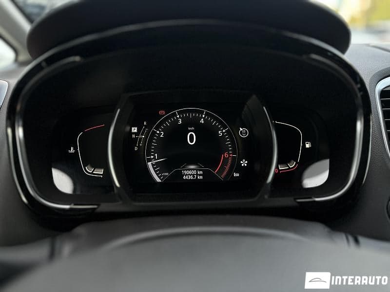 2016 Renault Espace — Miniatură 13