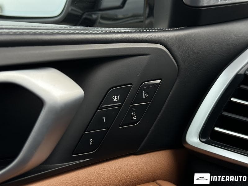 2019 BMW X5 4.0i — Miniatură 9