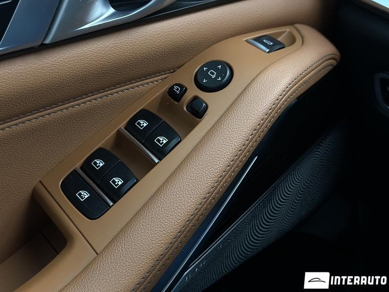 2019 BMW X5 4.0i — Miniatură 10