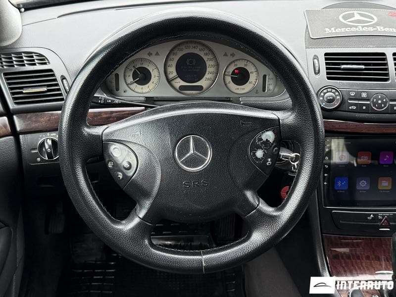 2005 Mercedes E 220 — Miniatură 8