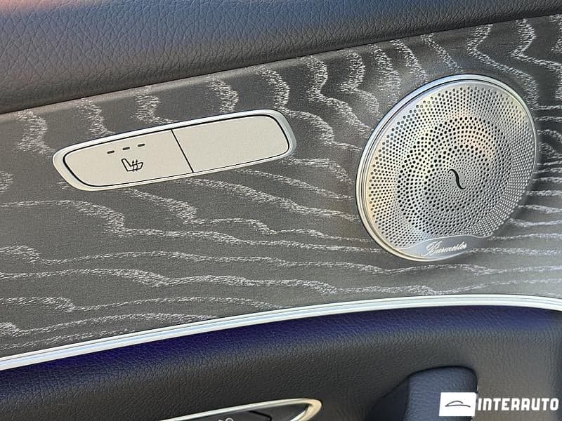 2020 Mercedes E 200 — Miniatură 13