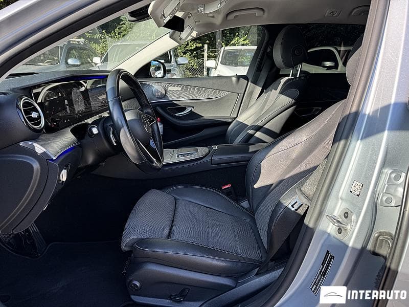 2020 Mercedes E 200 — Miniatură 7