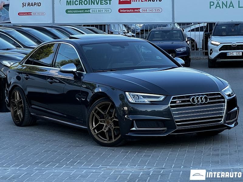 Audi S4