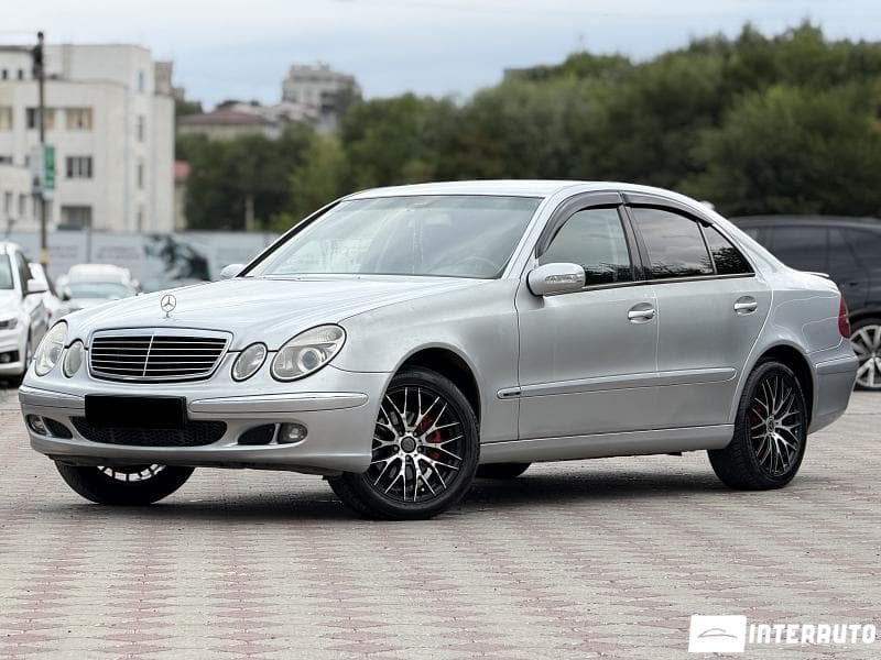 Mercedes E 220