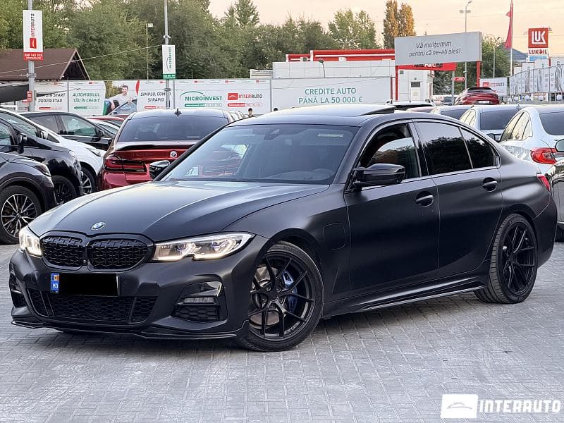 BMW 330E