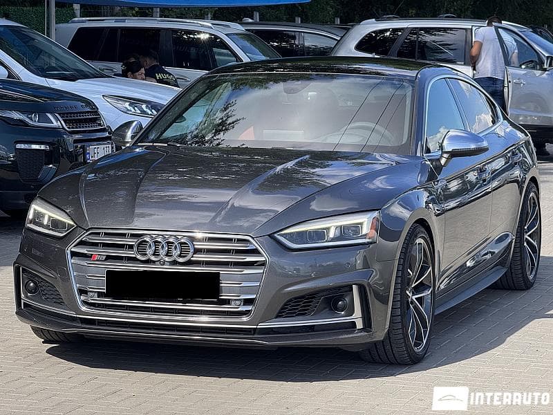 Audi S5